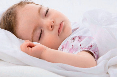 夏天宝宝睡觉空调开多少度 夏天宝宝睡觉吹空调
